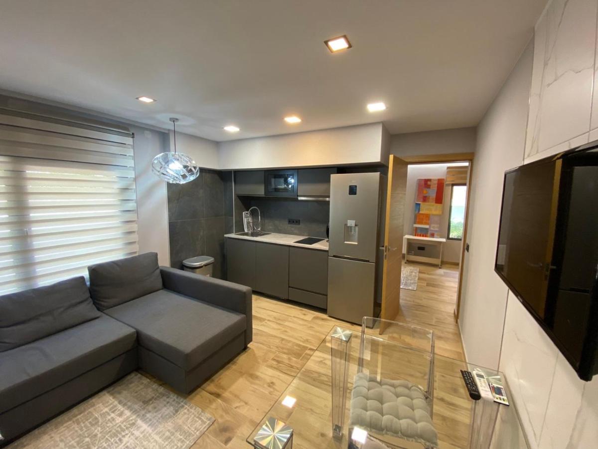 Tomas Apartamentos Sagaro Sant Feliu de Guixols Εξωτερικό φωτογραφία